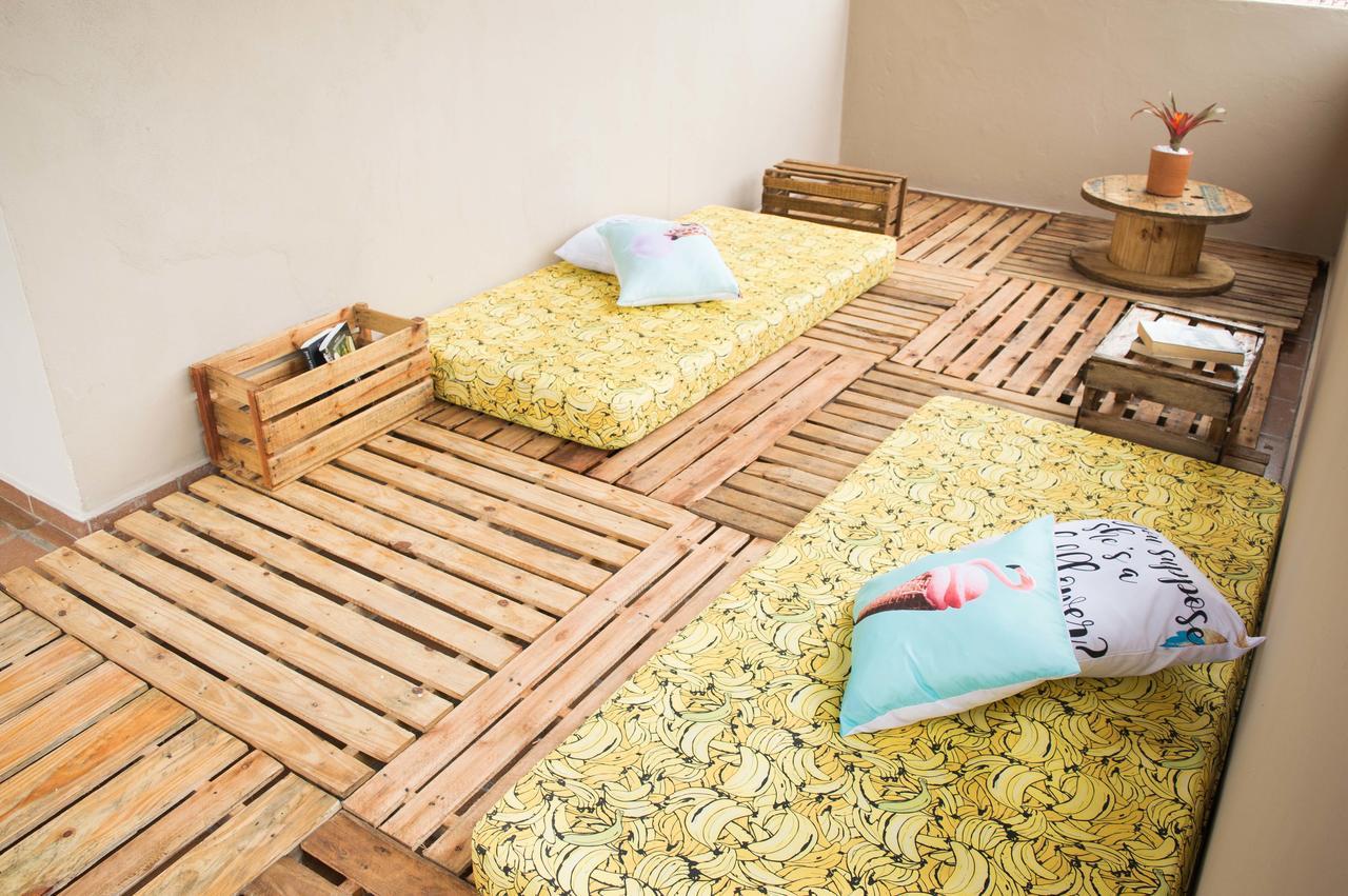 Santo Quintal Hostel อูบาตูบา ภายนอก รูปภาพ